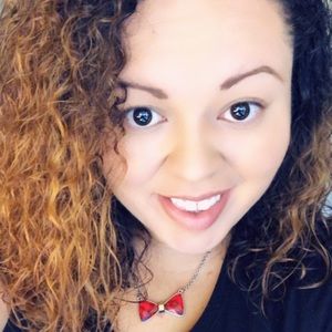 Meet your Posher, Allycia